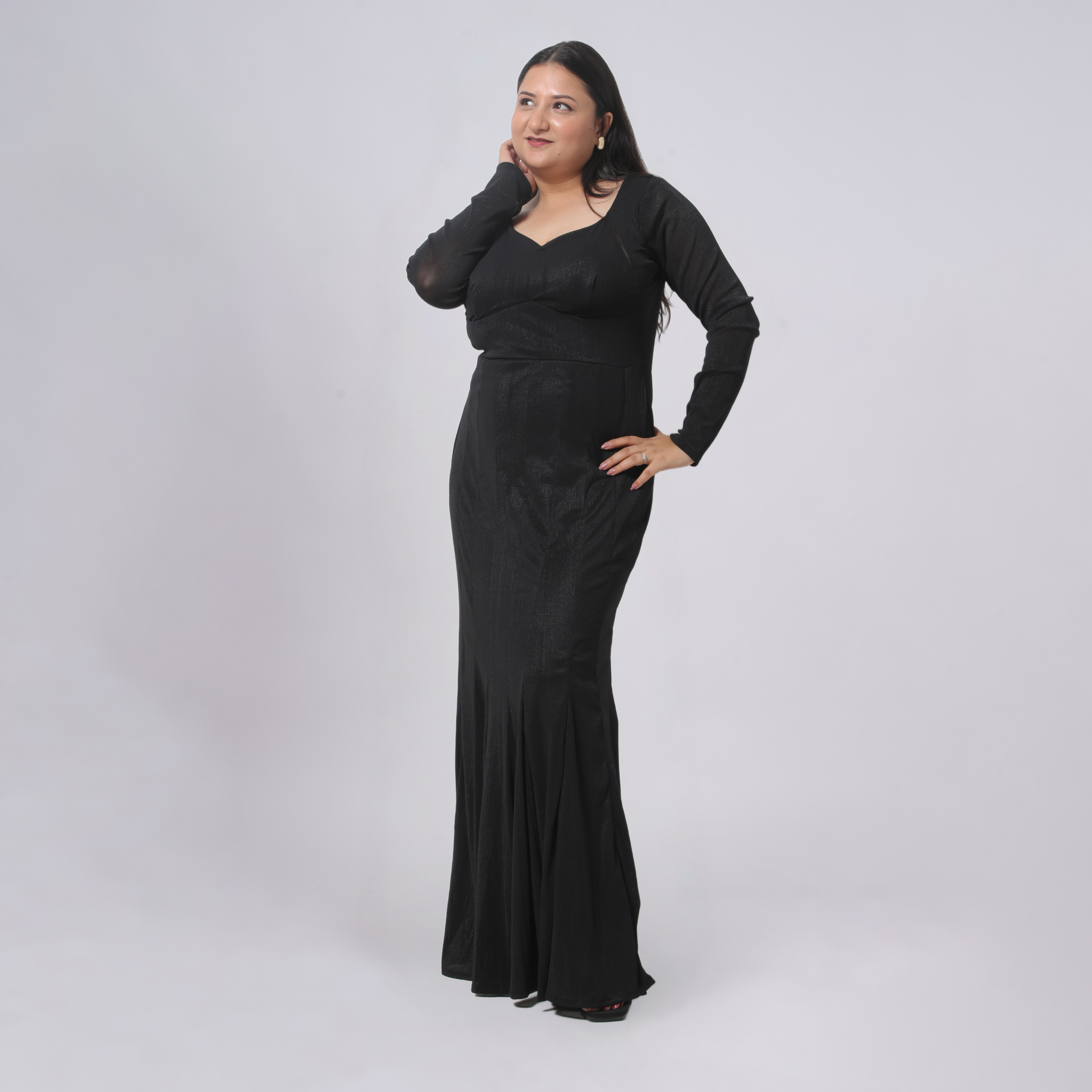 Glimmering V-Neck Mermaid Gown with Pleated Hem