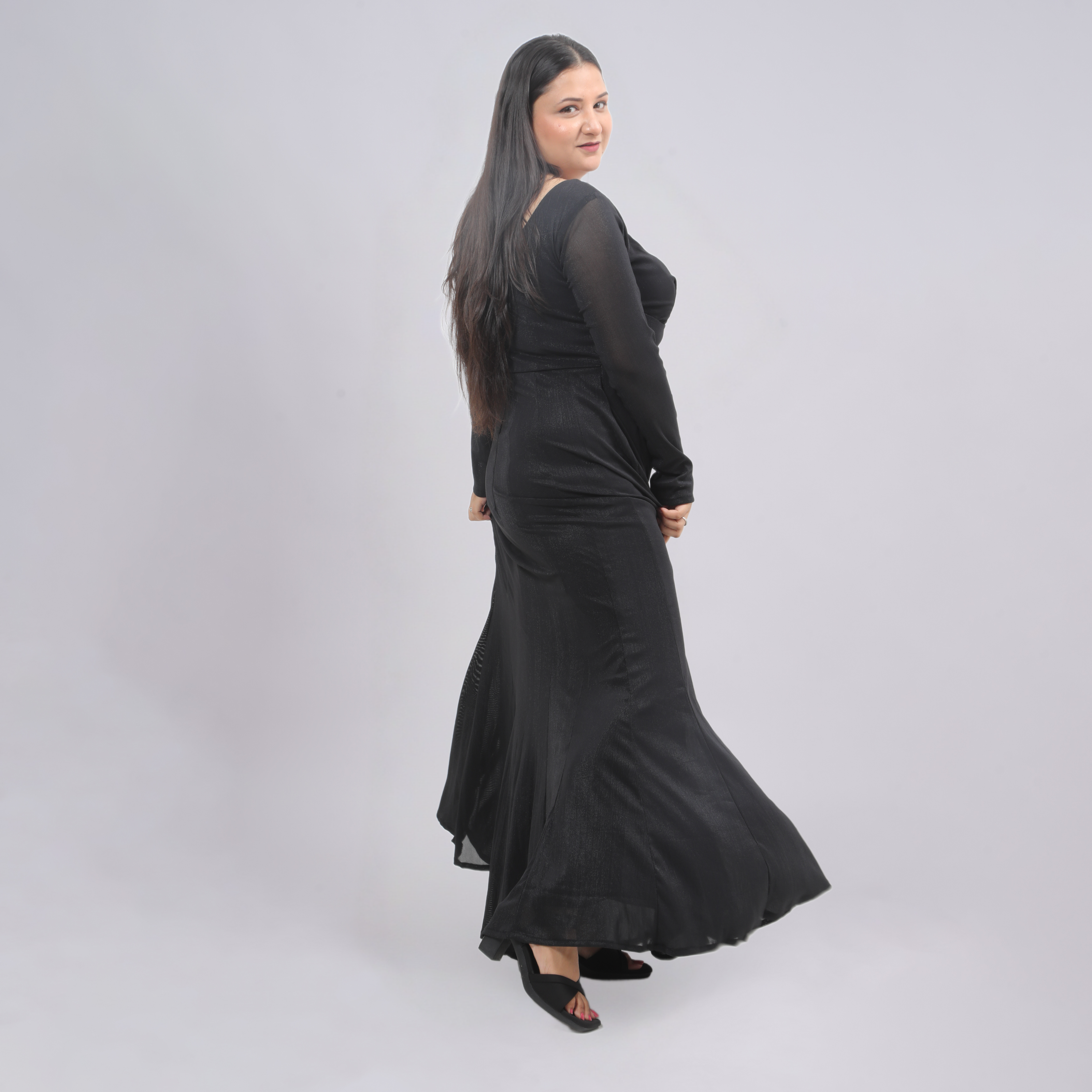 Glimmering V-Neck Mermaid Gown with Pleated Hem